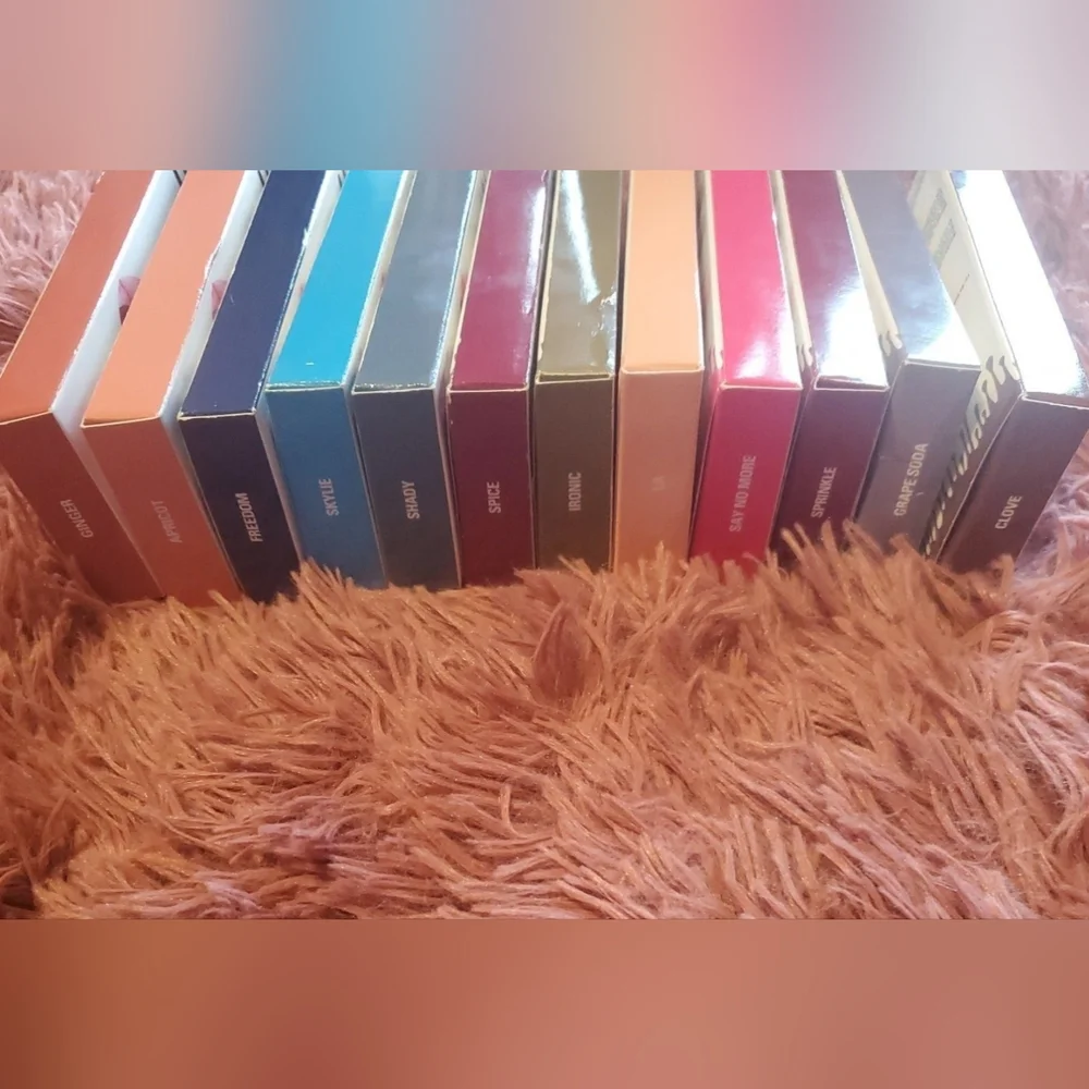 KYLIE Jenner Lip Kits